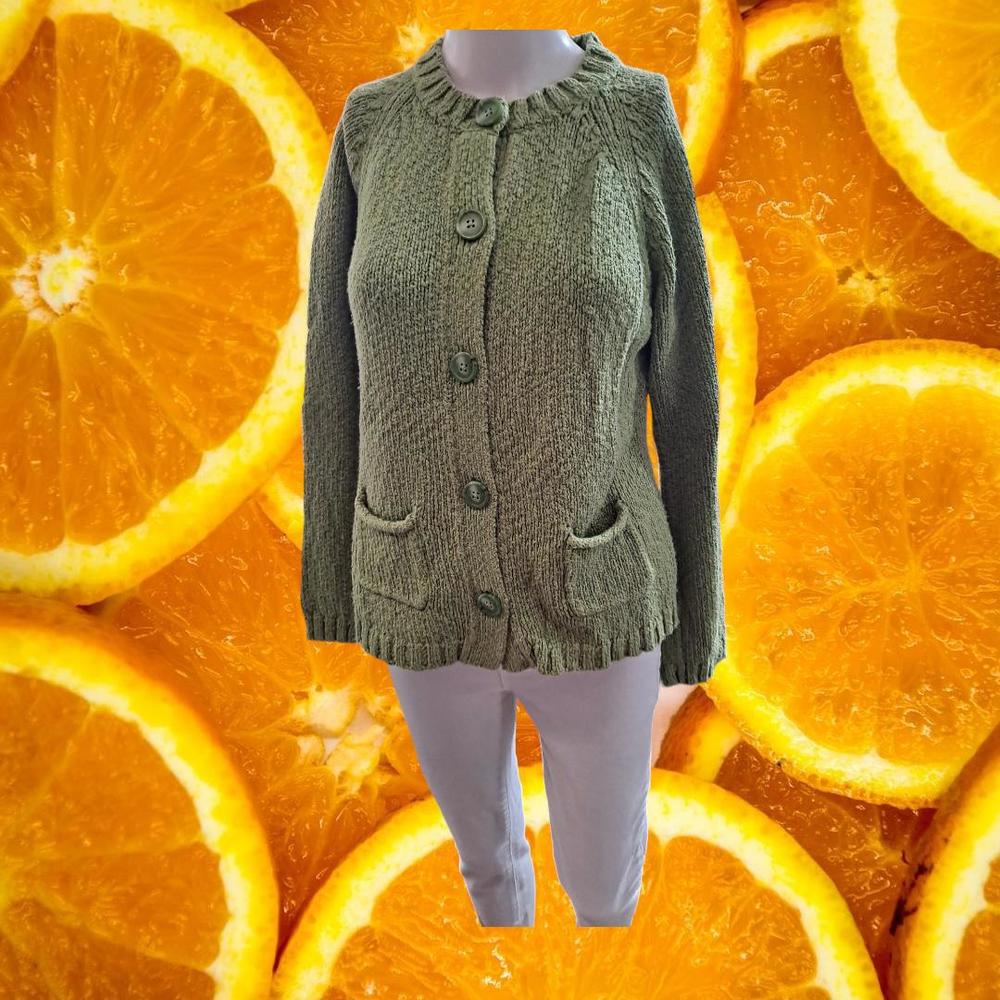 L.L. Bean Light Green Knit Button Up Cardigan With Front Pockets Size Medium